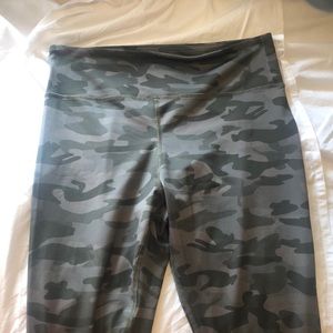 Large Forever 21 camo leggings